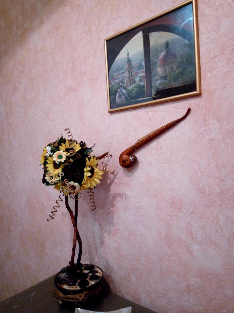 リヴィウFlat On Sheptytskykhアパートメント エクステリア 写真